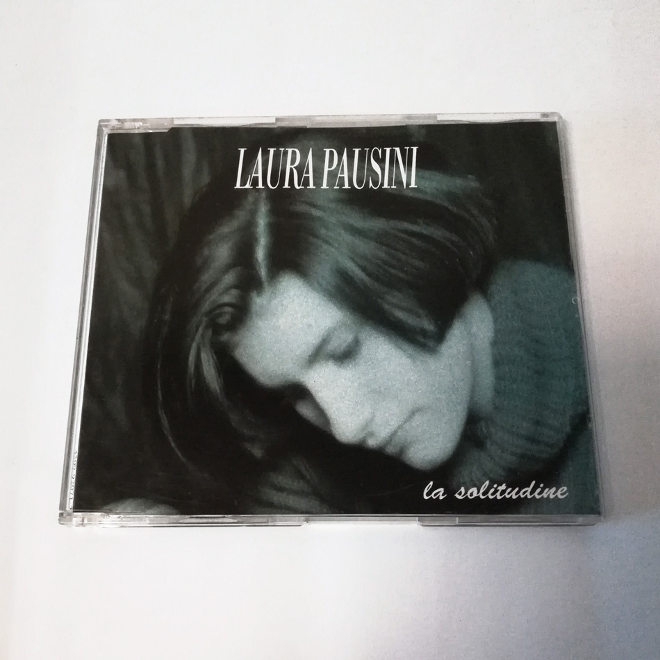 Laura Pausini La Solitudine 欧版单曲 八成新 CD Russia Laura Pausini La Solitudine 欧版单曲 八成新 CD Russia